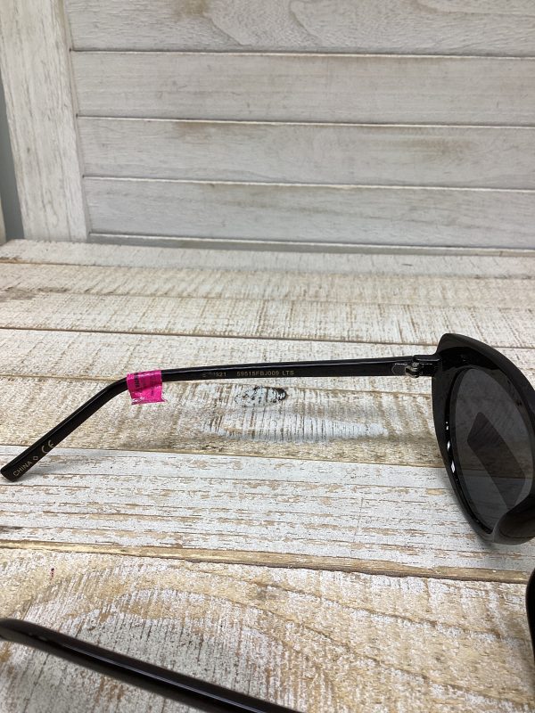 Sunglasses By Betsey Johnson Fashion - Image 3